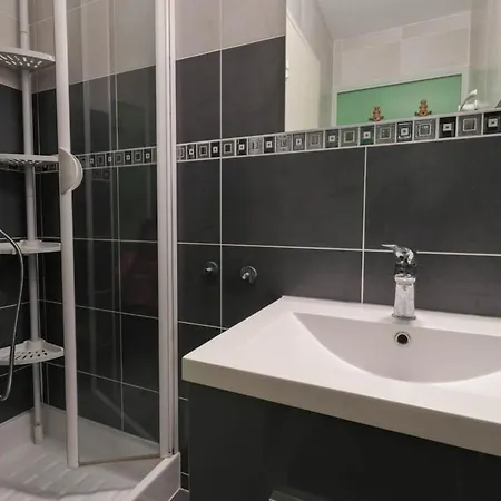 Apartament Calma, T2, A Pied, Piscine, Parking